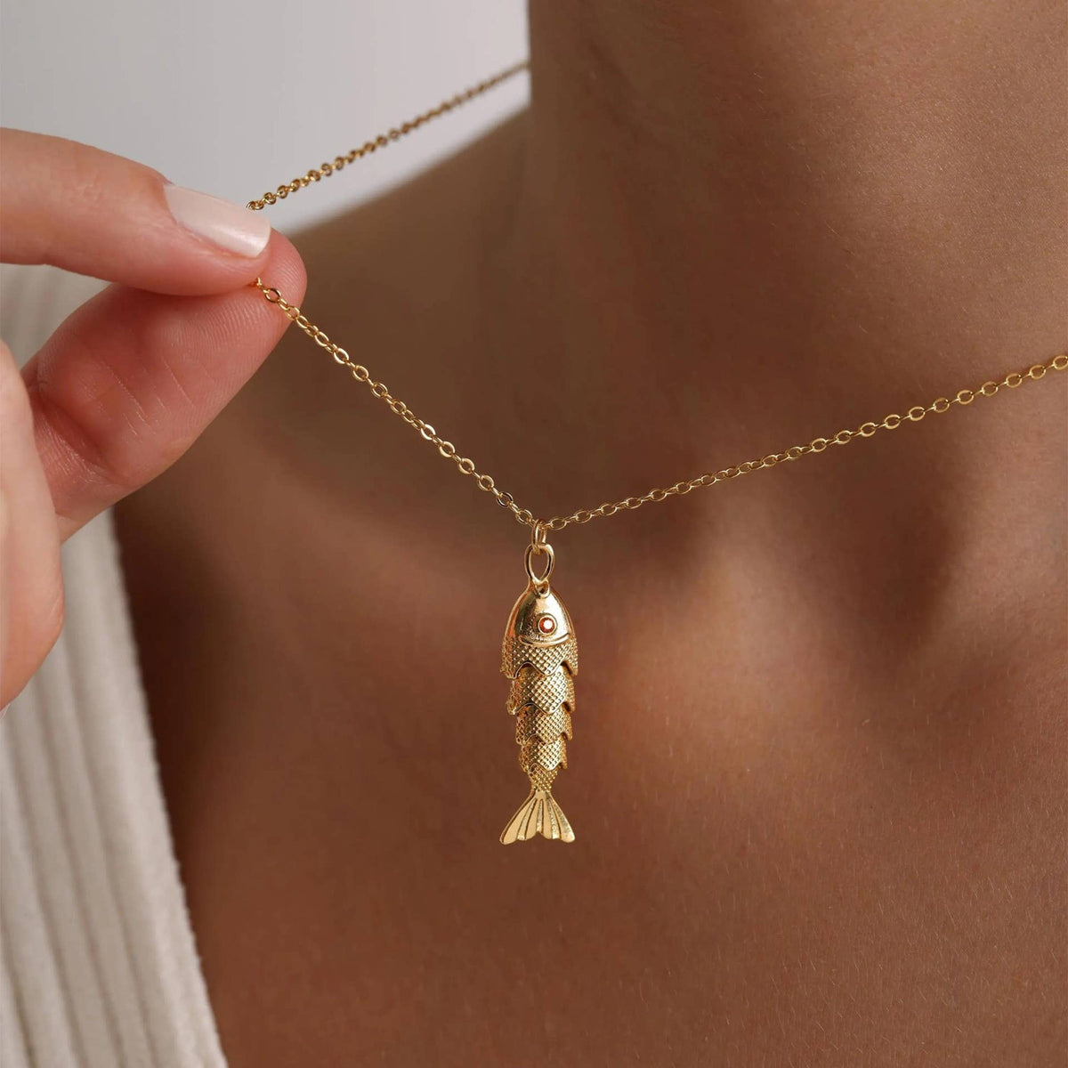 Golden Fish Necklace 🐟