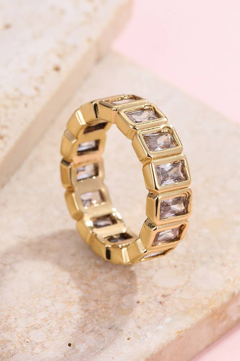 Golden Girl Rhinestone Stack Ring ✨