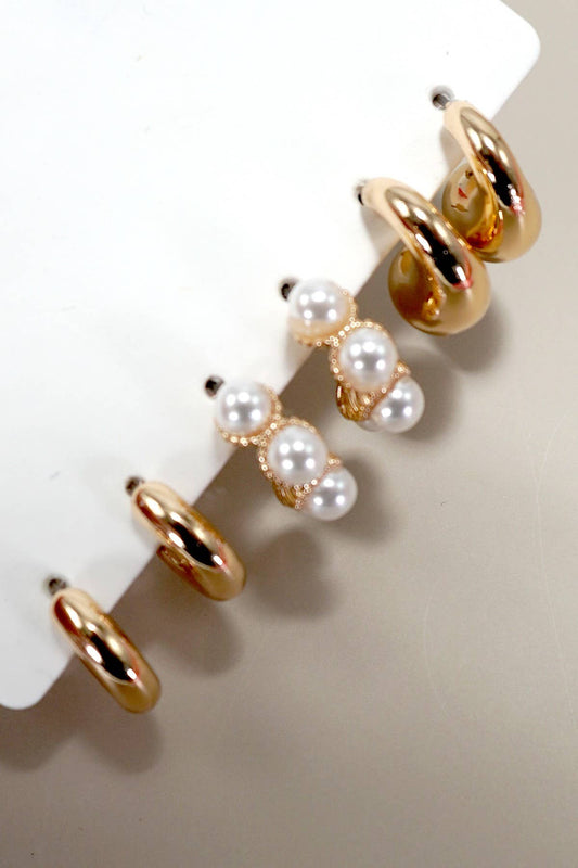 Pearl Crush Gold Huggie Trio 🤍